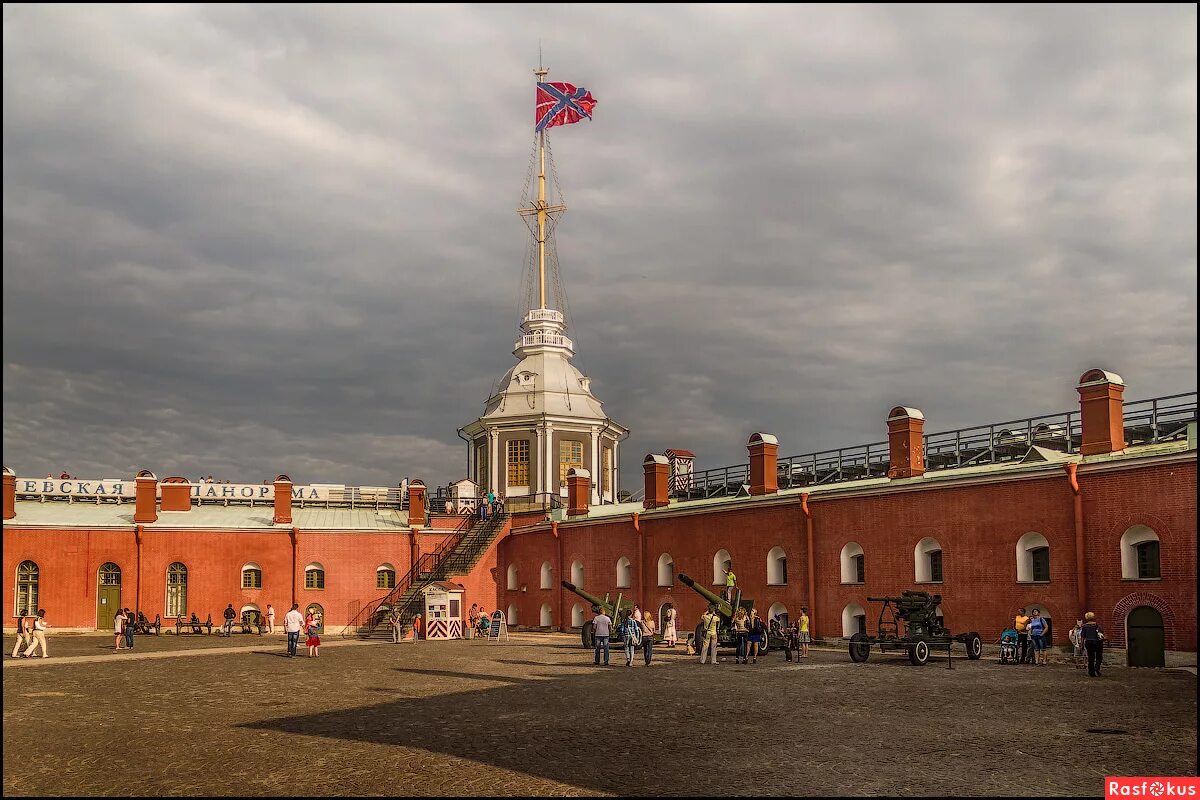 Бостион. Нарышкин Бастион Петропавловская крепость в Санкт-Петербурге. Нарышкинский Бастион Петропавловской. Бастионы Петропавловской крепости. Бастион Нарышкина Петропавловской крепости.