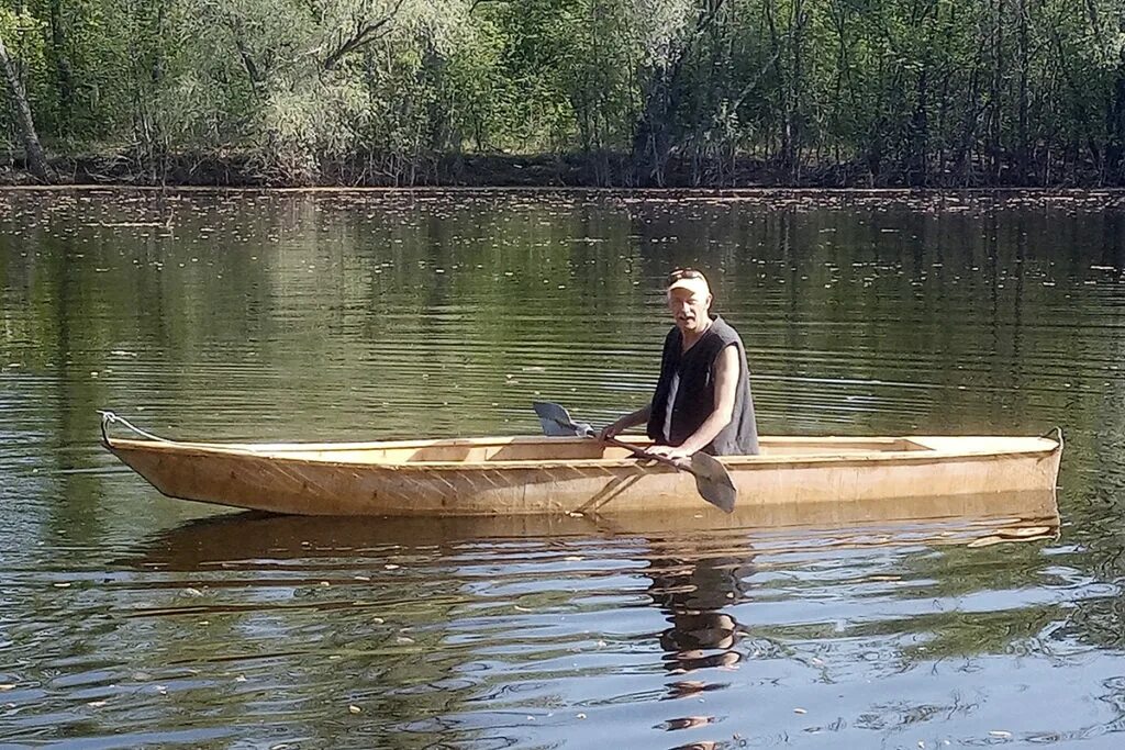 Русская плоскодонка. Лодка плоскодонка стеклопластик. Skiff лодка фанерная. Фанерные плоскодонки. Деревянная плоскодонка.