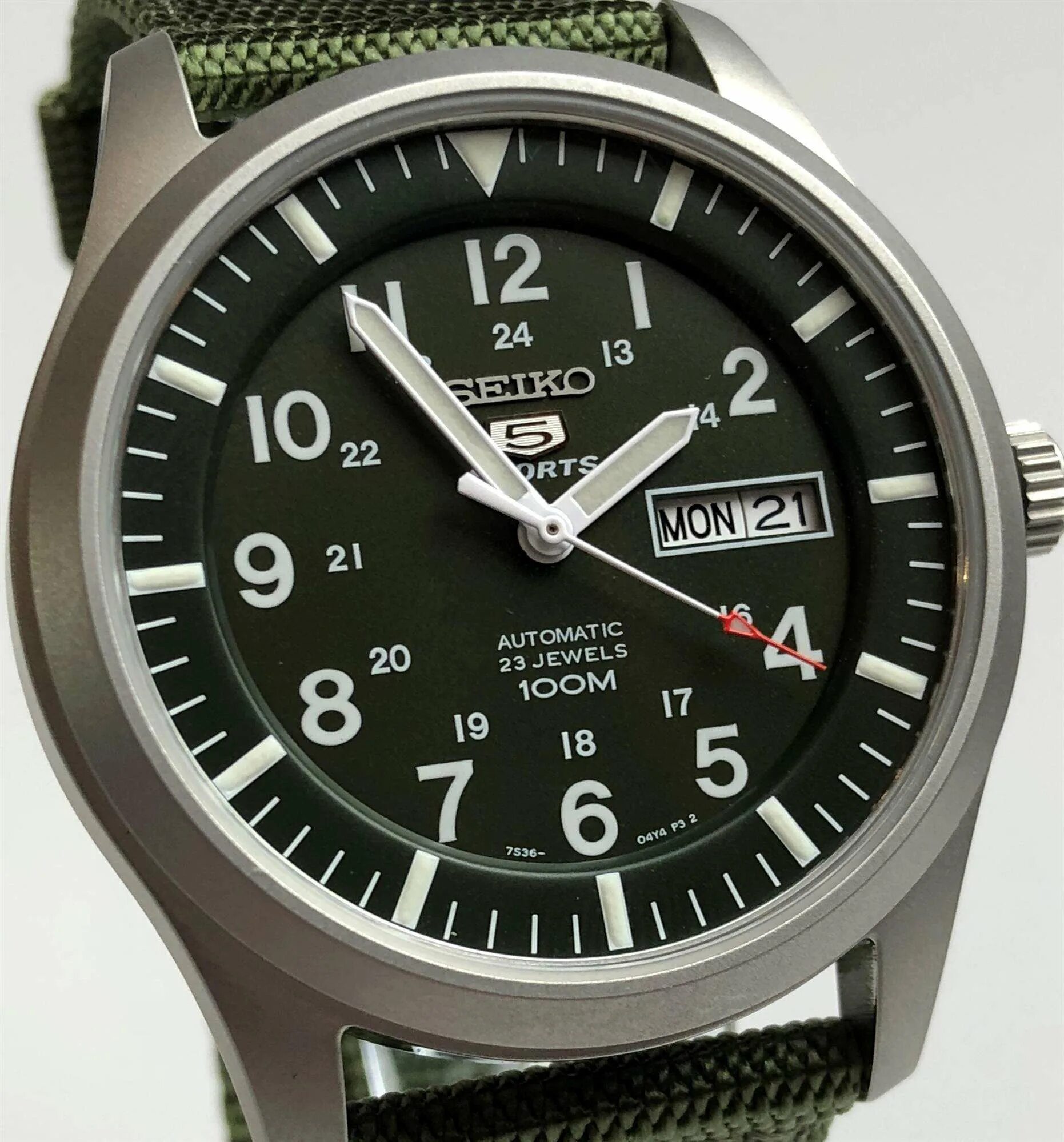 Seiko sport automatic. Seiko 5 Sport Military. Seiko 5 Sports snzg09. Seiko 5 Sport Green. Seiko Seiko 5.