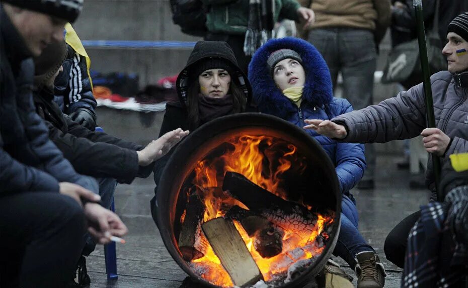 Майдан большая история. Цветная революция в Украине. Майдан. Майдан площадь. Кровавая революция на Украине.