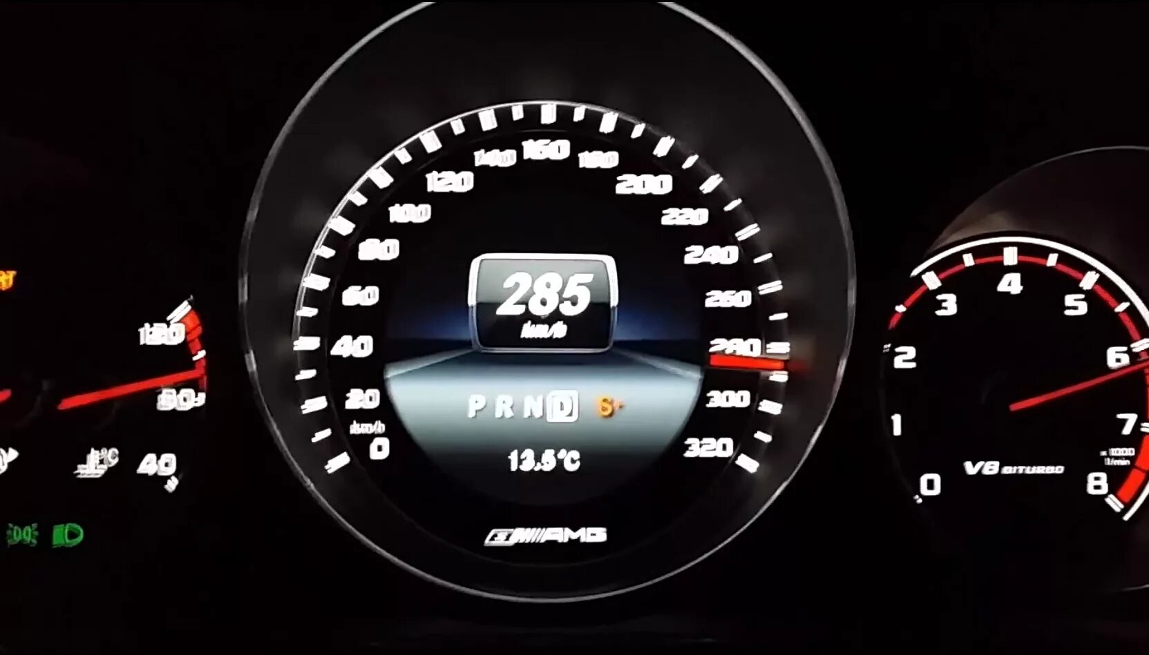 Sl 6. Спедёметер мерседеса cls 63. Спидометр мерседес гт 63 с. Мерседес с63 максимальная скорость. Мерседес спидометр 260 км.