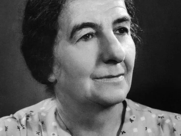 Голд меер. Премьер-министр Израиля голда Меир. Goldi Meir. Премьер-министр Израиля голда Меир в молодости.