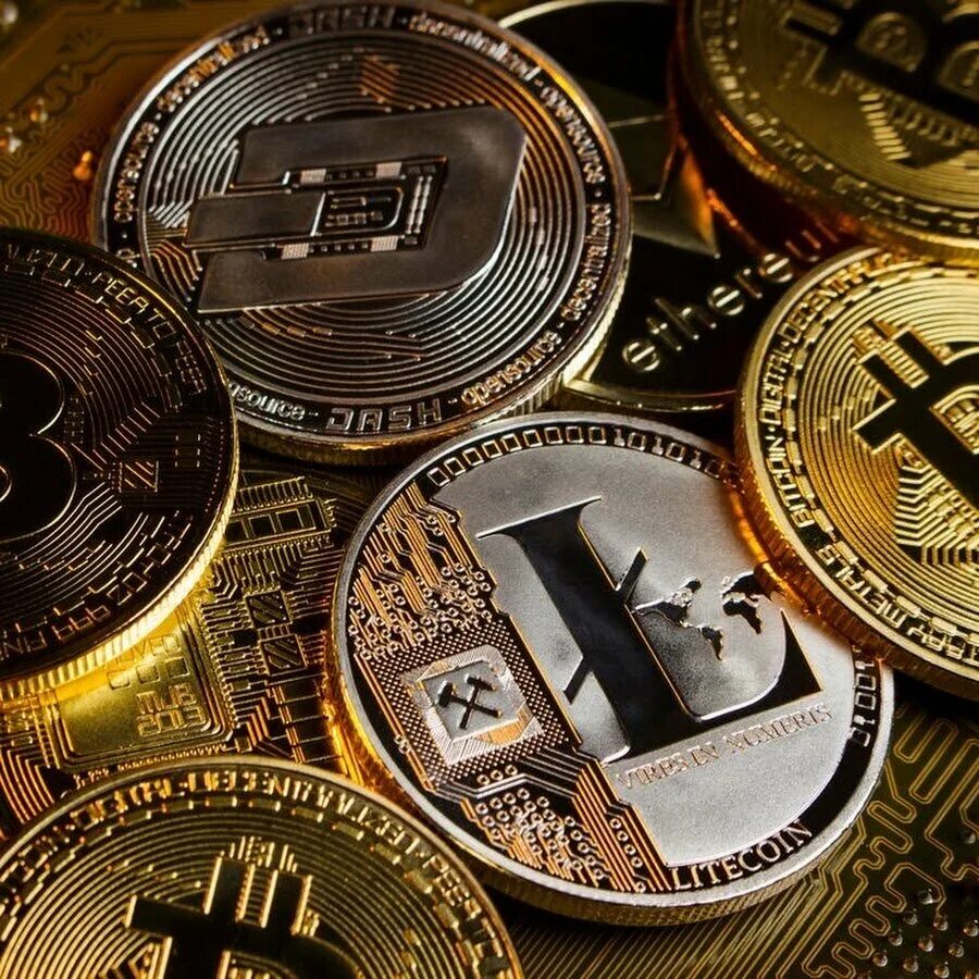 Биткоин диск. Криптовалюта биткойн. крипта валюта биткоин. монеты криптовалюты. криптовалюта картинки.