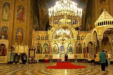 Этот православный храм входит