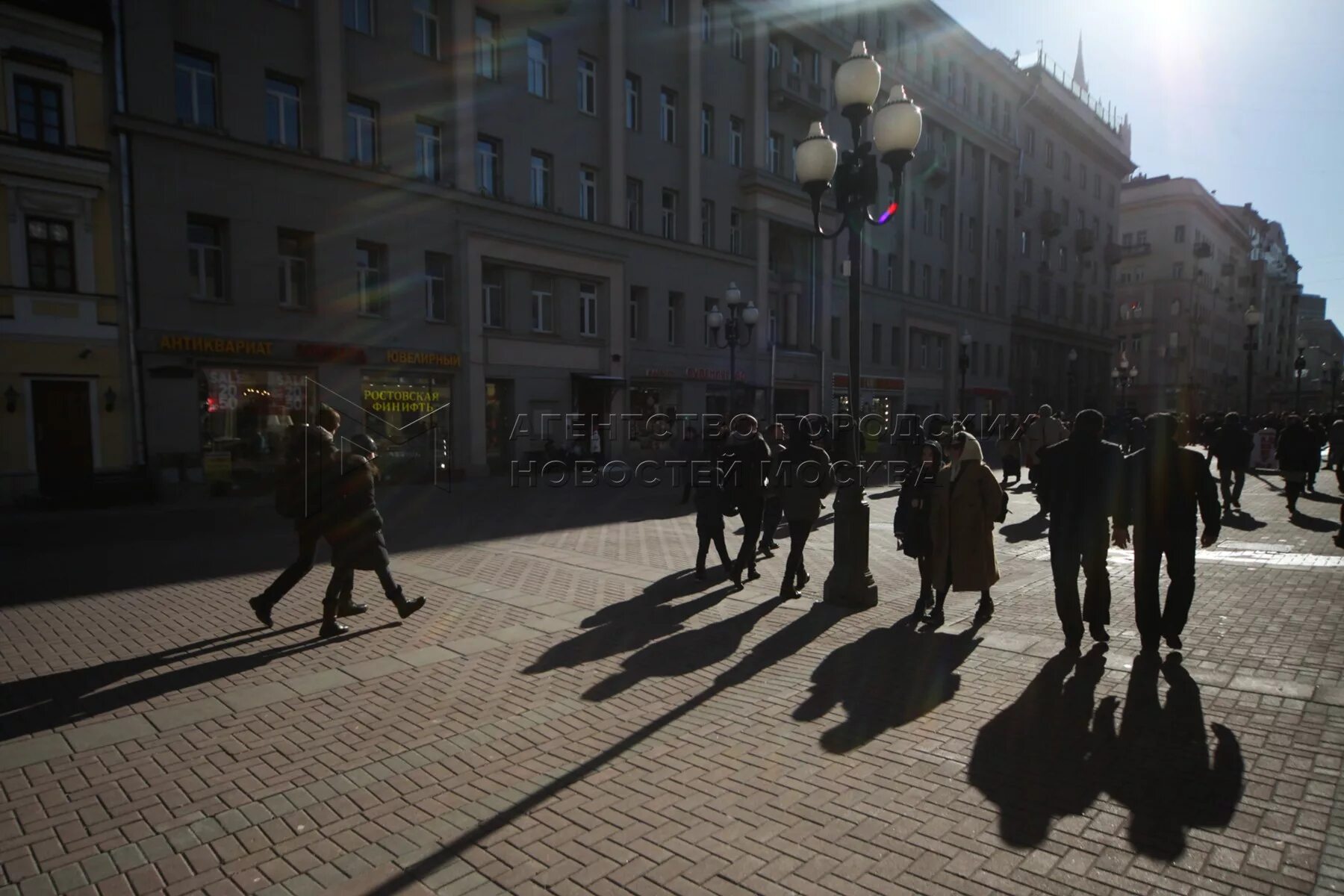 8 утра на улице. Москва в 8 утра.