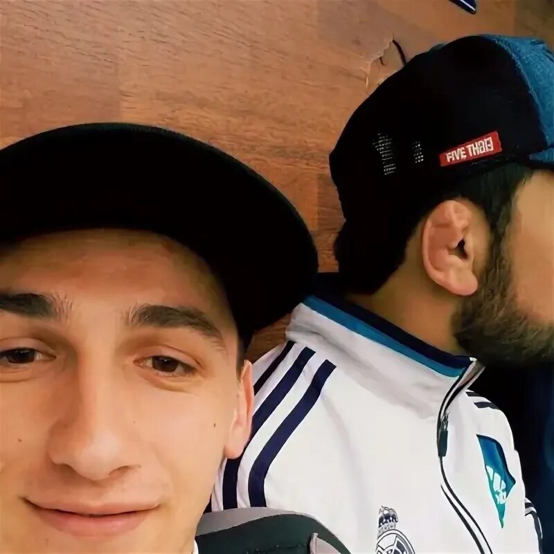 Магомед нуров боец. Уроженцу дагестана магомеду нурову. Магомед нур. Магомед нуров дербент. Магомед нур.