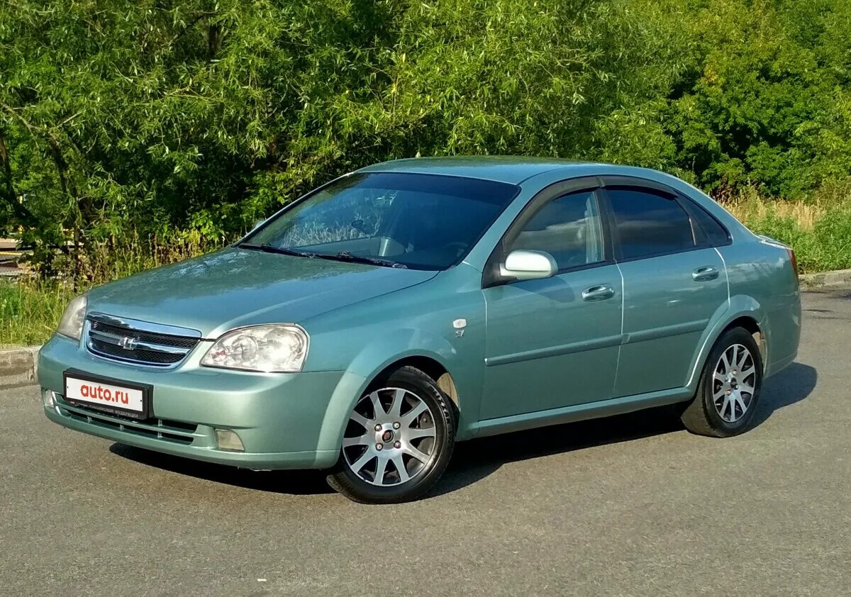 Шевроле лачетти б у купить. Chevrolet Lacetti 2004. Шевроле Лачетти седан 1.6 2006. Шевроле Лацетти 2004. Шевроле Лачетти 2004 седан.