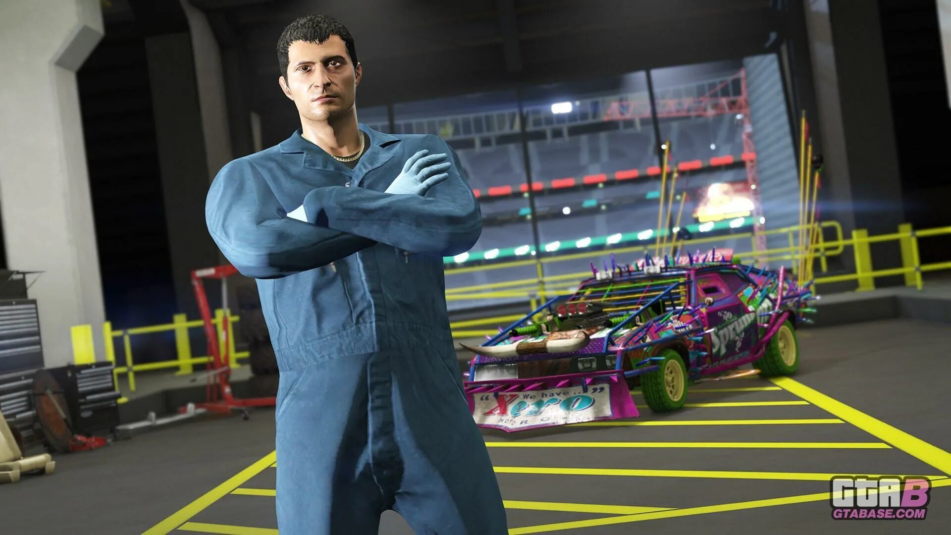 Мурка гта 5. Автомеханик гта 5 рп. Саймон автомеханик в гта 5. Некст рп автомеханик. Американский парень в розовой футболке на фоне ролс ролс сохры.