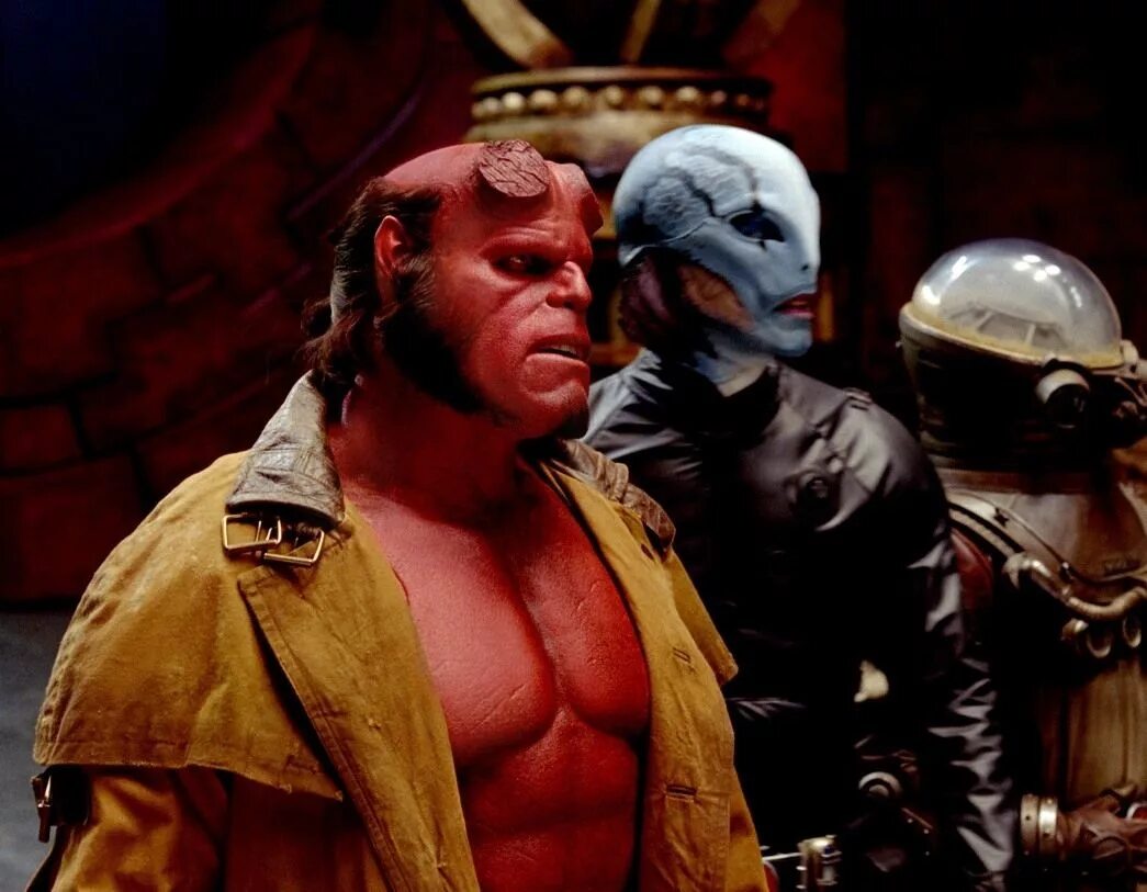 Фильм хеллбой золотая армия. Хеллбой ii: золотая армия фильм 2008. Анна уолтон хеллбой. Golden army. Хеллбой ii: золотая армия фильм 2008.