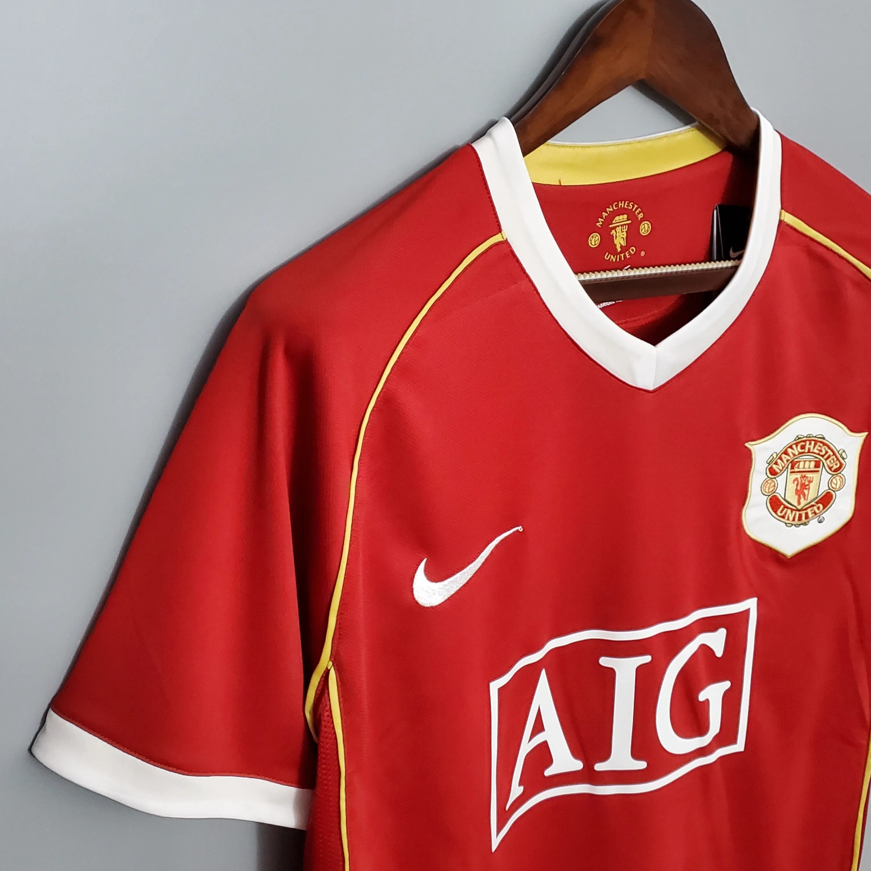 Футболка Manchester United AIG. Форма Манчестер Юнайтед 2006. Man Utd 2007 Jersey. Ретро форма купить