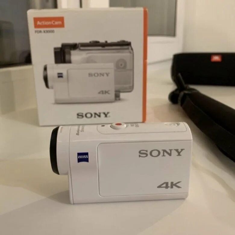 Sony FDR-x3000. Sony FDR-x3000 комплектация. Sony FDR-x3000r, 8.2МП, 3840x2160.