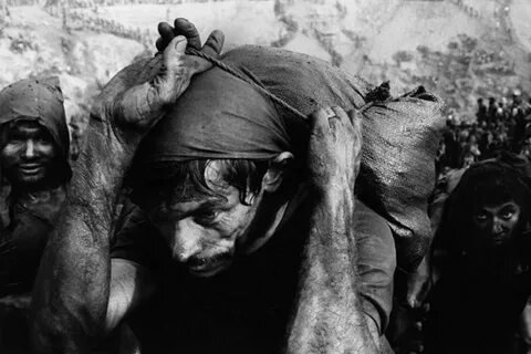 Себастьян Сальгадо - Золотой рудник Серра Пелада, Бразилия, 1986 Источник ф...