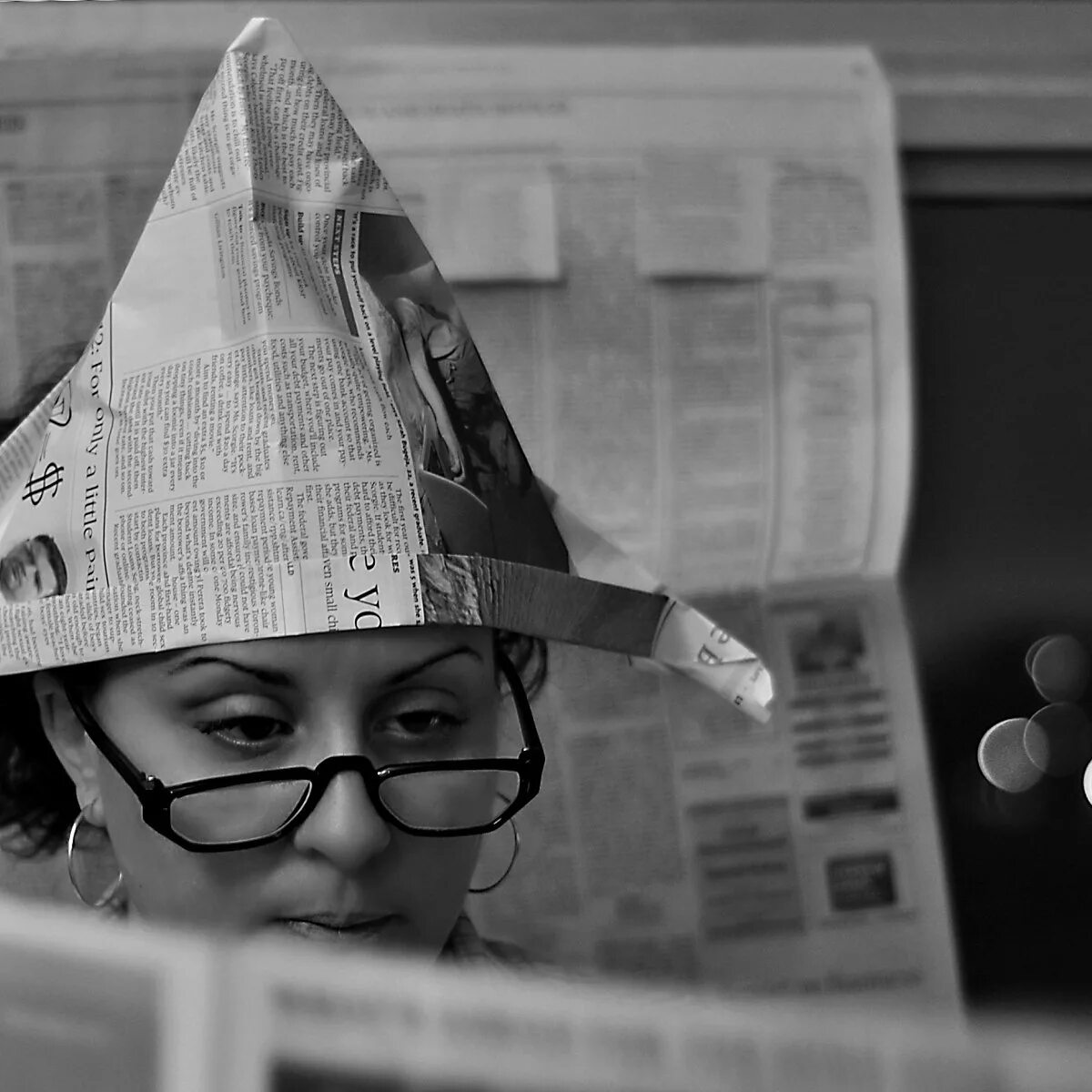 головной убор из газеты