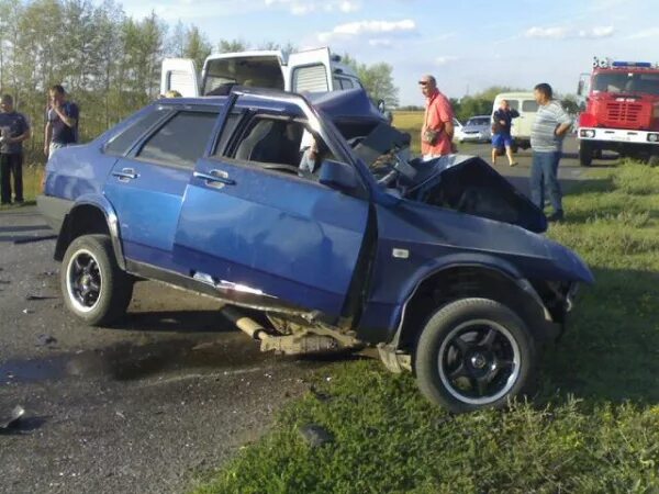 Авария в Касторном вчера. Авария Курская область Касторенский район. ДТП В Касторенском районе.