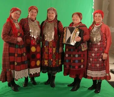 Удмуртский национальный костюм женский