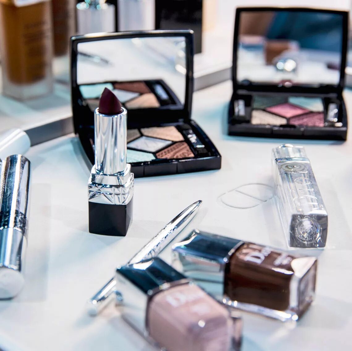Make up secret glam and chic. Mildlook тени 4 цв. Beauty sisley. Косметика ar. Косметика ar.