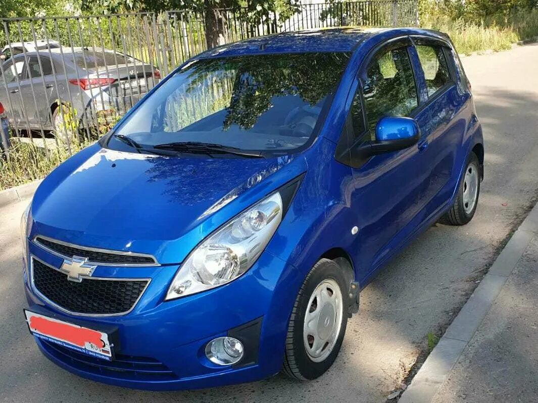 Шевроле спарк автомат купить. Chevrolet Spark 2013. Шевроле Спарк синий. Шевроле Спарк синий 2011. Шевроле Спарк 2013 автомат.