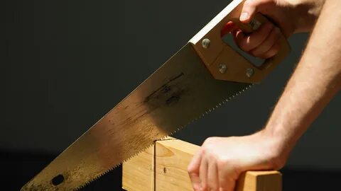 Cutting saw