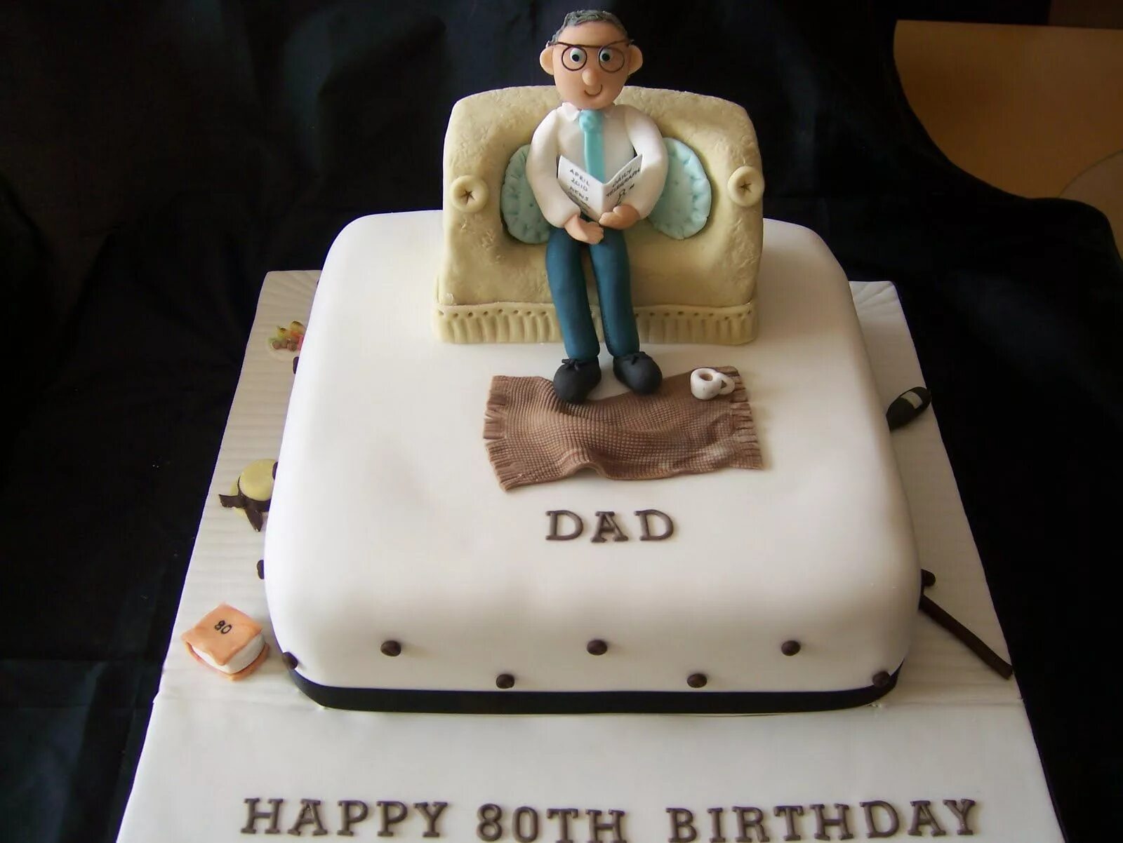 Dad make the cakes. Dad торт. торт с приколом отцу. happy birthday daddy торт. прикольный торт молодому дедушке.