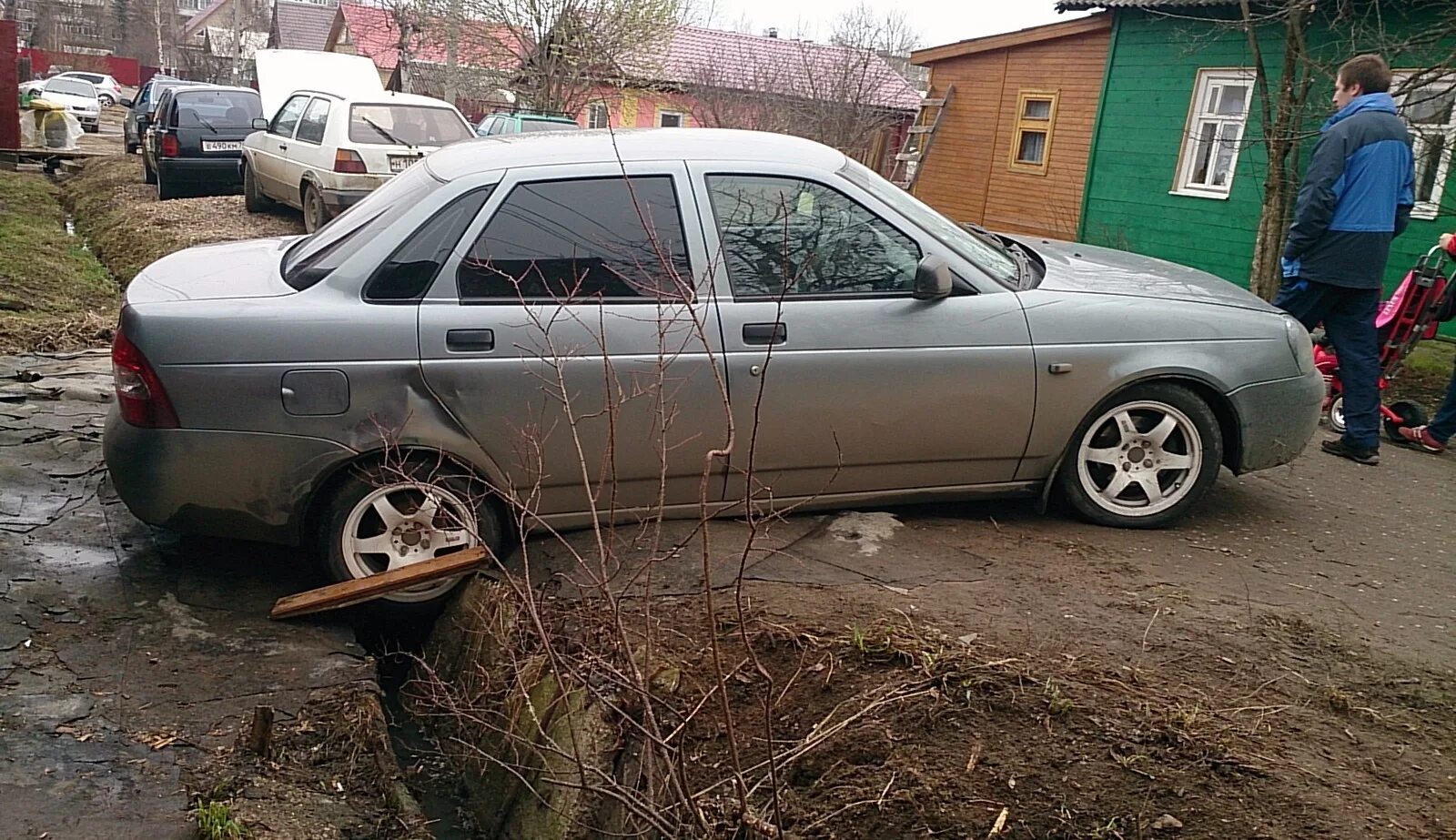 Ржавая черная приора. Гнилая приора. Гнилая приора. Гнилая белая приора. Ржавая белая приора.