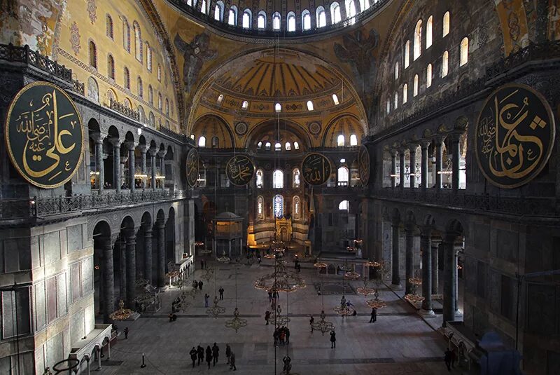 Никейская базилика святой софии. Софии в константинополе исидор, анфимий. 3 собора святой софии. Собор святой софии в стамбуле (константинополь). Собор айя софия архитектура.