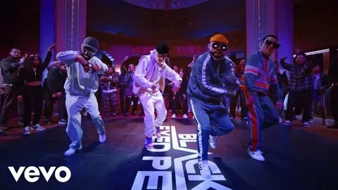 Black eyed peas daddy yankee bailar
