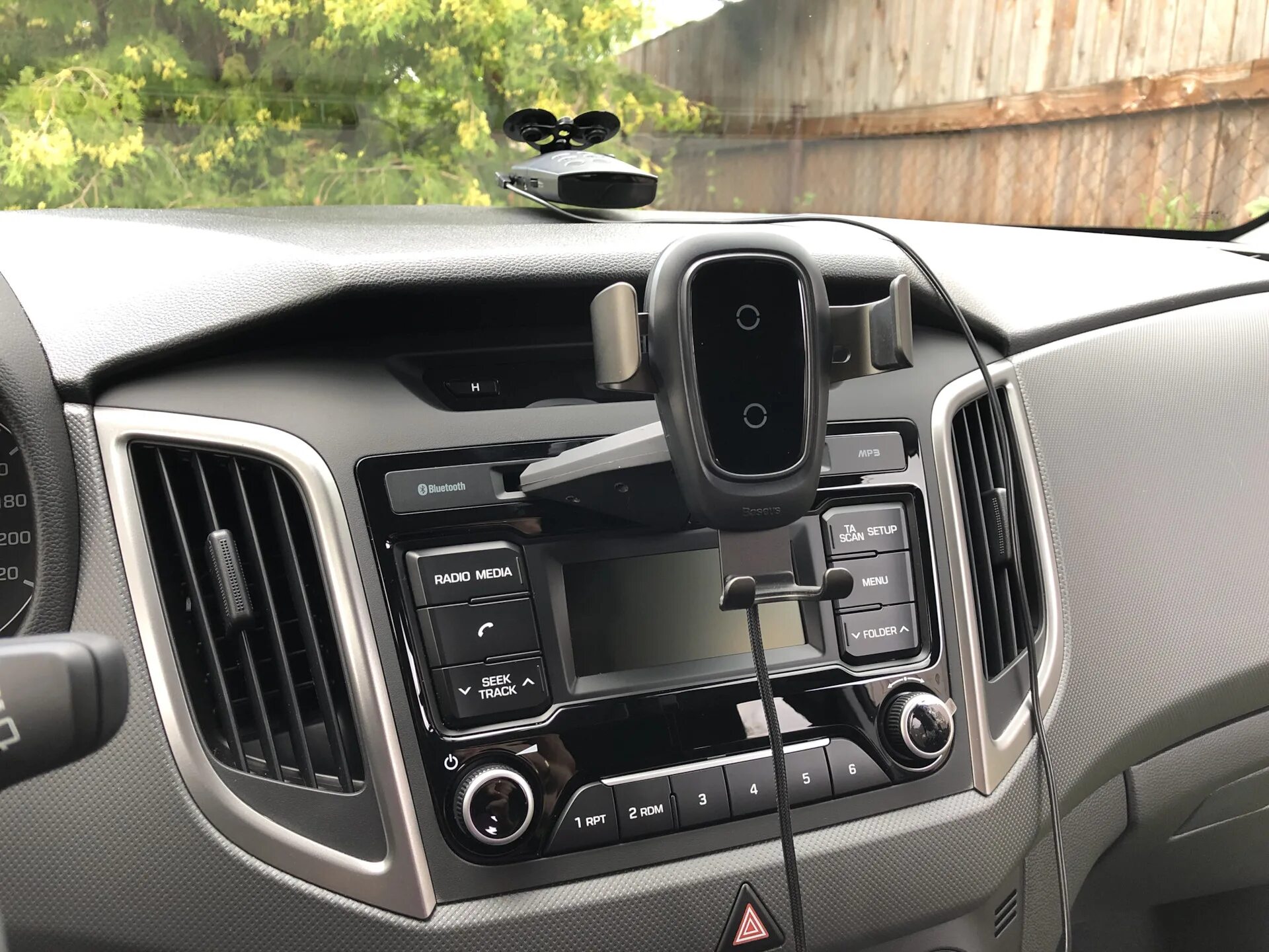 Как подключить телефон к машине грета Замена Магнитолы Hyundai Creta (1G), 1,6 л, 2018 года автозвук DRIVE2