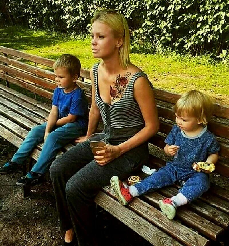 Евгения Осипова: роль, которая перевернула её жизнь. Как выглядят муж и дети акт