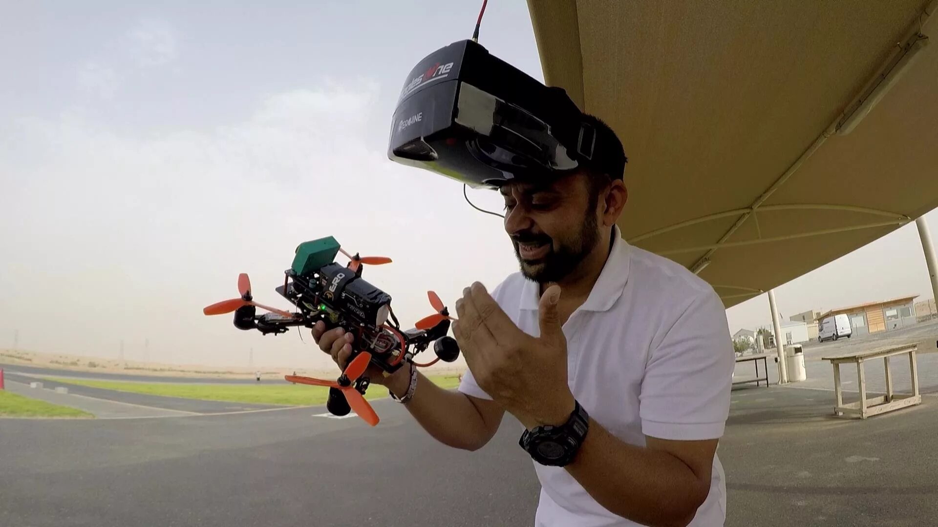 Fpv kamikaze на андроид. Fpv дрон камикадзе. eachine goggles. fpv-дрон (first-person view) «ультиматум». fpv mark 5 gopro.