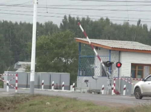 Жд переезд омск. 15 рабочая омск. жд переезд на улице 4-ая большая окружная в калининграде. переезды омск. воскресенск переезд жд у волмы.