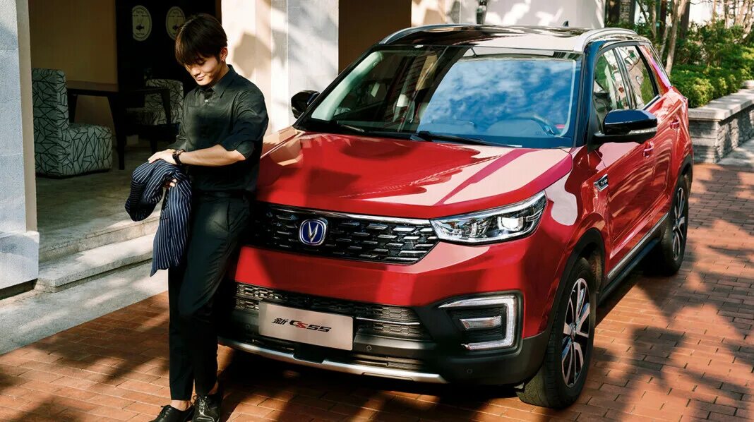 Cs55 plus тест драйв. Changan cs55. changan cs55 2025. чанган 55 красный. чанган cs55 plus.