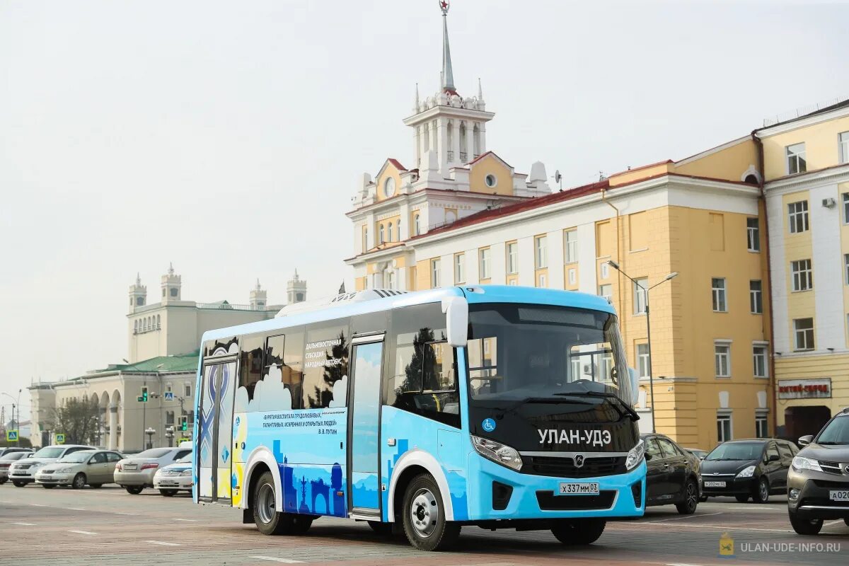 Иномарки улан удэ. Новые автобусы в Улан-Удэ. Путинский автобус в Улан-Удэ. Автобус ПАЗ Улан-Удэ. Автобус МУП городские маршруты Улан-Удэ.