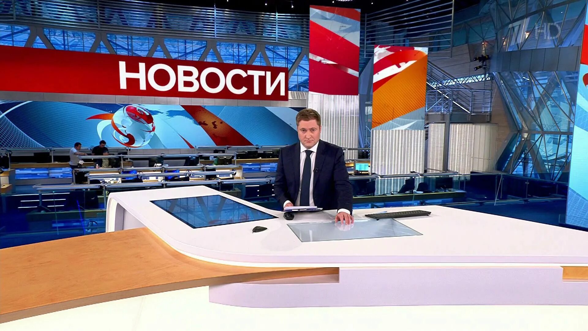 Выпуск программы время 12. 1 канал. на первом канале в прямом эфире. новости заставка. ведущие программы время.