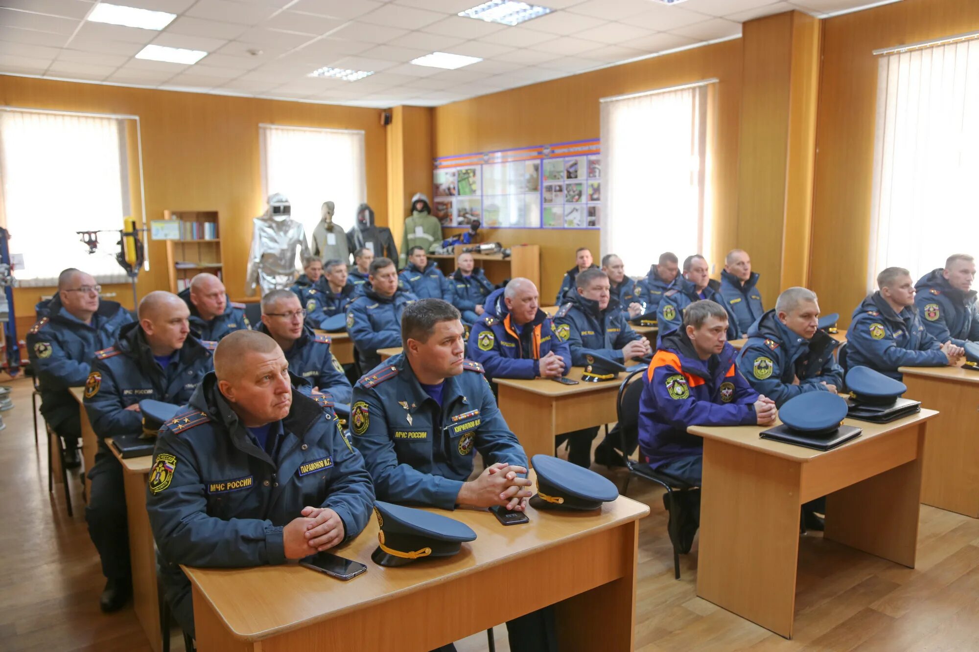 Организация мто мчс. ПТЦ МЧС Красноярск. Главный МЧС Красноярского края. Учебный центр МЧС России Красноярск. МТО МЧС России.