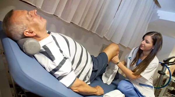 Выздоровление после перелома. Реабилитация пациентов с переломами. реабилитация при переломе шейки бедренной. реабилитация при переломе шейки бедра.