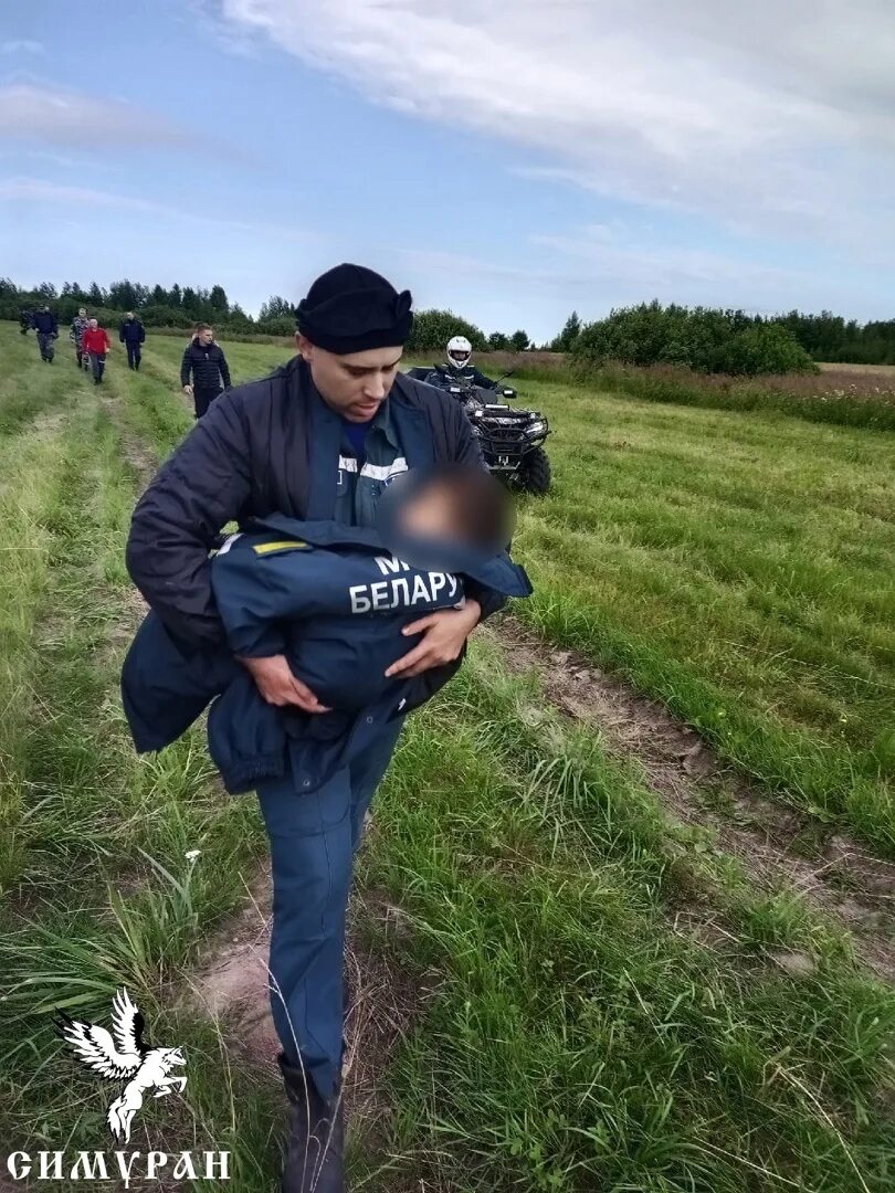 Спасатели нашли детей в лесу. Омбудсмен полиция кострома. Ребенок потерялся. Мальчик потерялся в лесу. Последние новости о мальчике.