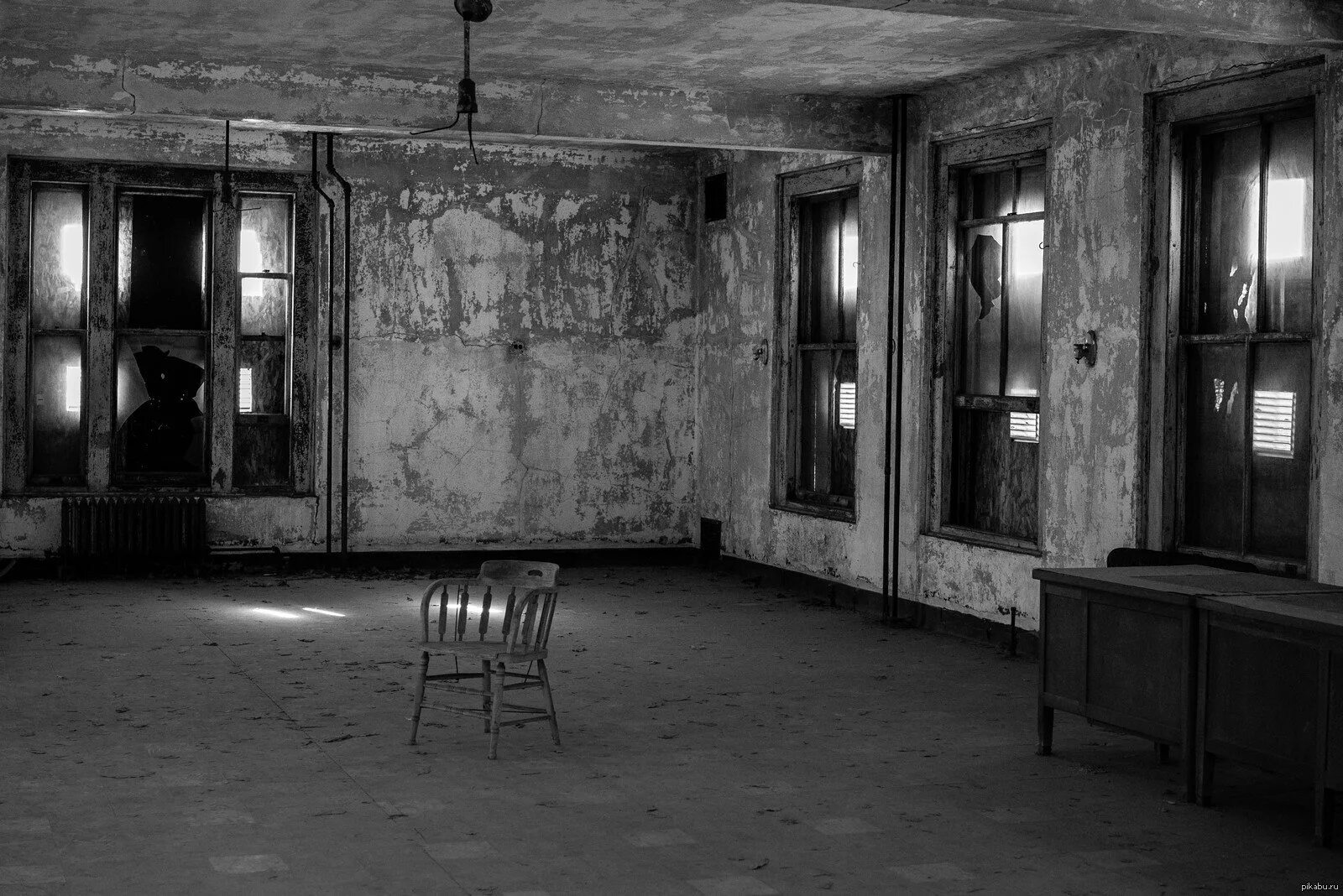 Фон психушки. Самарская психиатрическая больница палаты. Сайлент хилл психбольница. Психиатрическая больница ссср коридор. Психиатрическая больница линкольн.