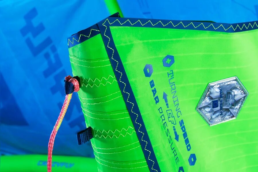 Кайт с ручками для прыжков. Hyper 2022. Dirt rally vr. Сноуборд gnu velvet 2022. Dirt rally vr vive pro.