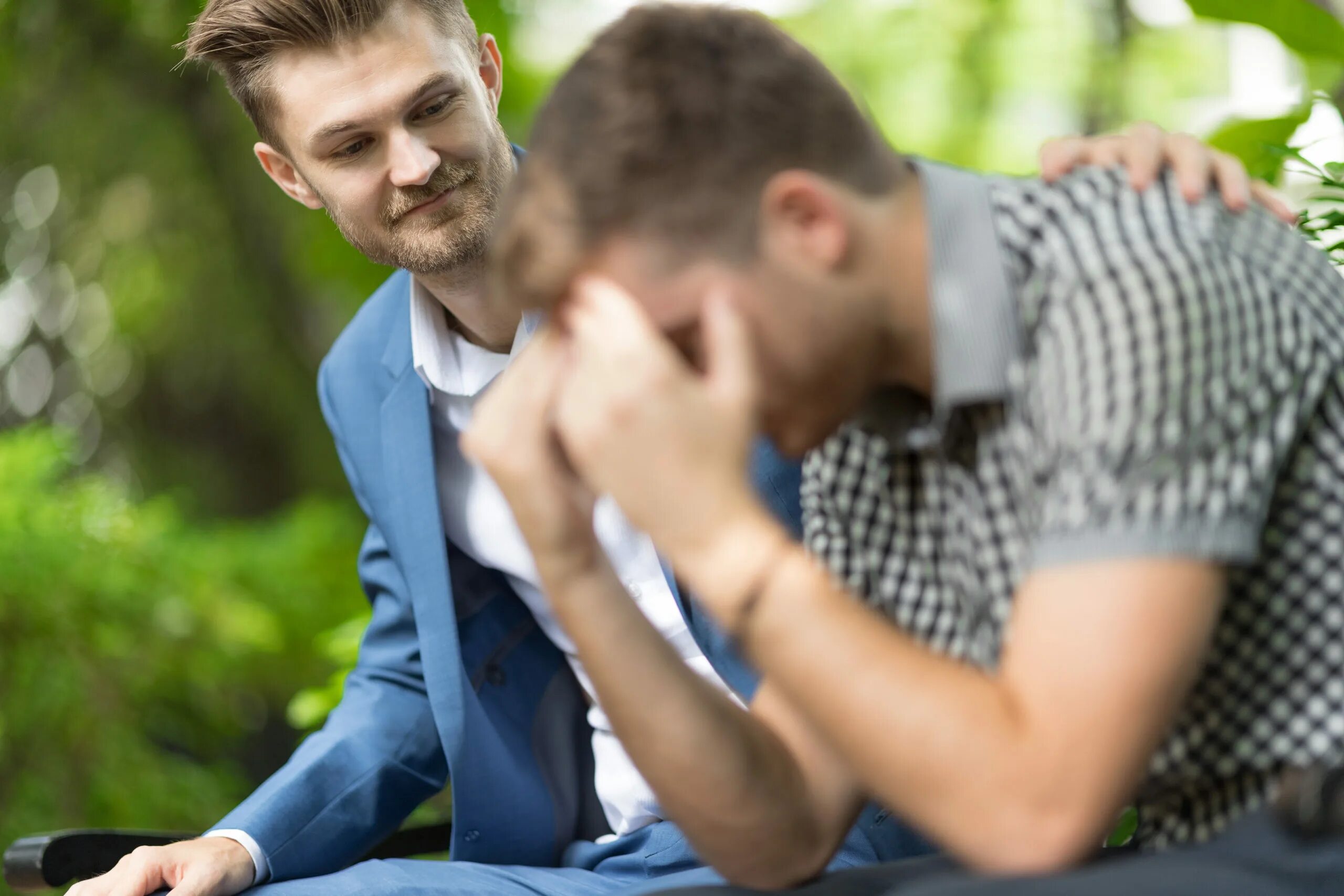 Makes a man go. Успокаивающий разговор. sad friend. two sad men friends. практика self-man.