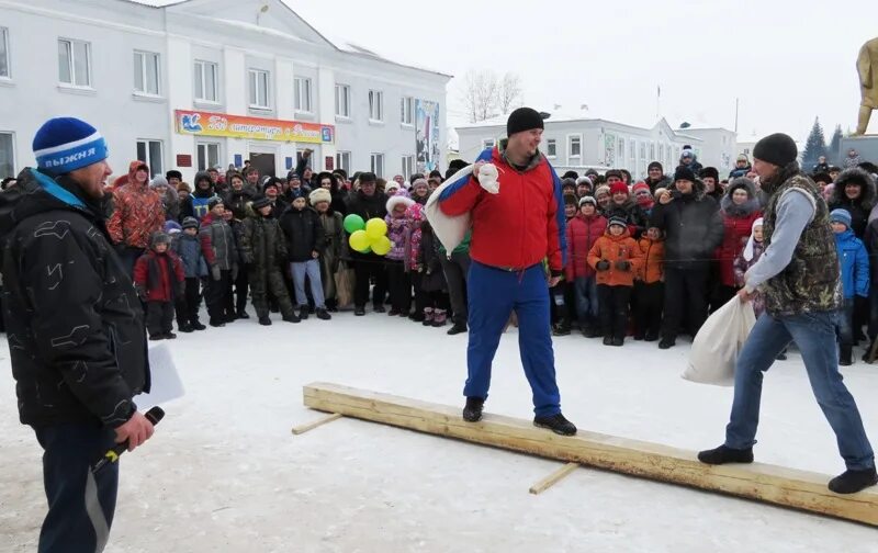 тяжинский район площадь победы. ртп тяжинский. проводы зимы в берёзовке курагинского района 2020. масленица в курагино. тяжинский кемеровская область.