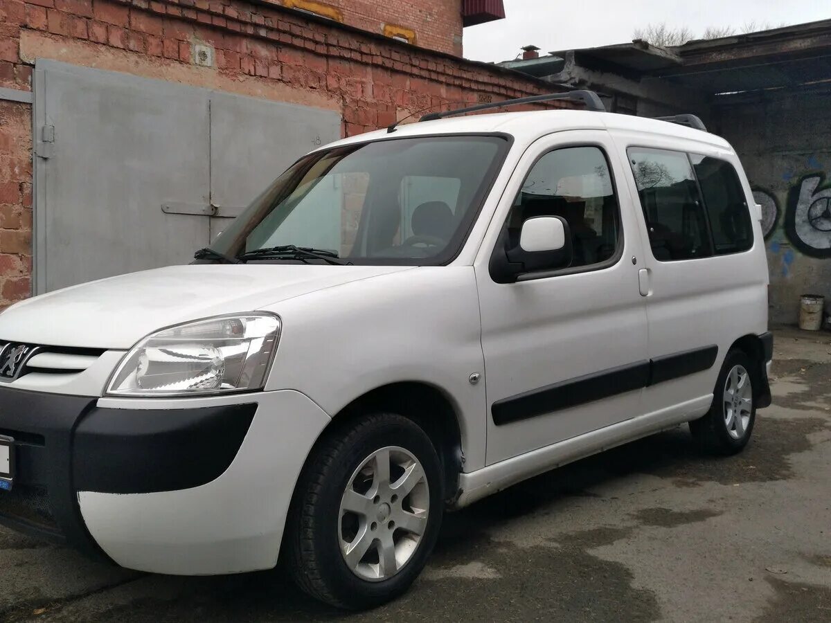 Партнер 59. Peugeot partner m59. Пежо партнер м59 белый. Peugeot partner 1.4 МТ, 2006,. Пежо партнер 2010 года.