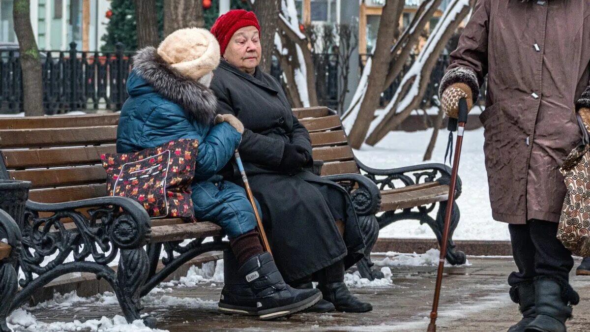 Российские пенсионеры получили. Пожилые россияне.