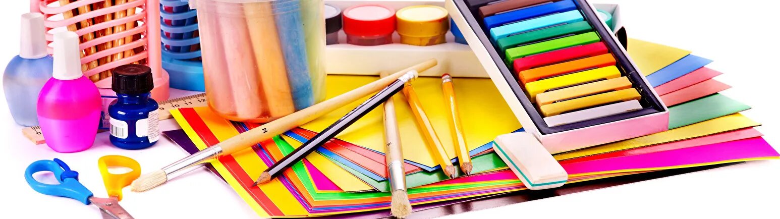материалы для творчества детей. канцелярские товары картинки. канцелярка для офиса. канцтовары фон. канцелярские принадлежности для детей.