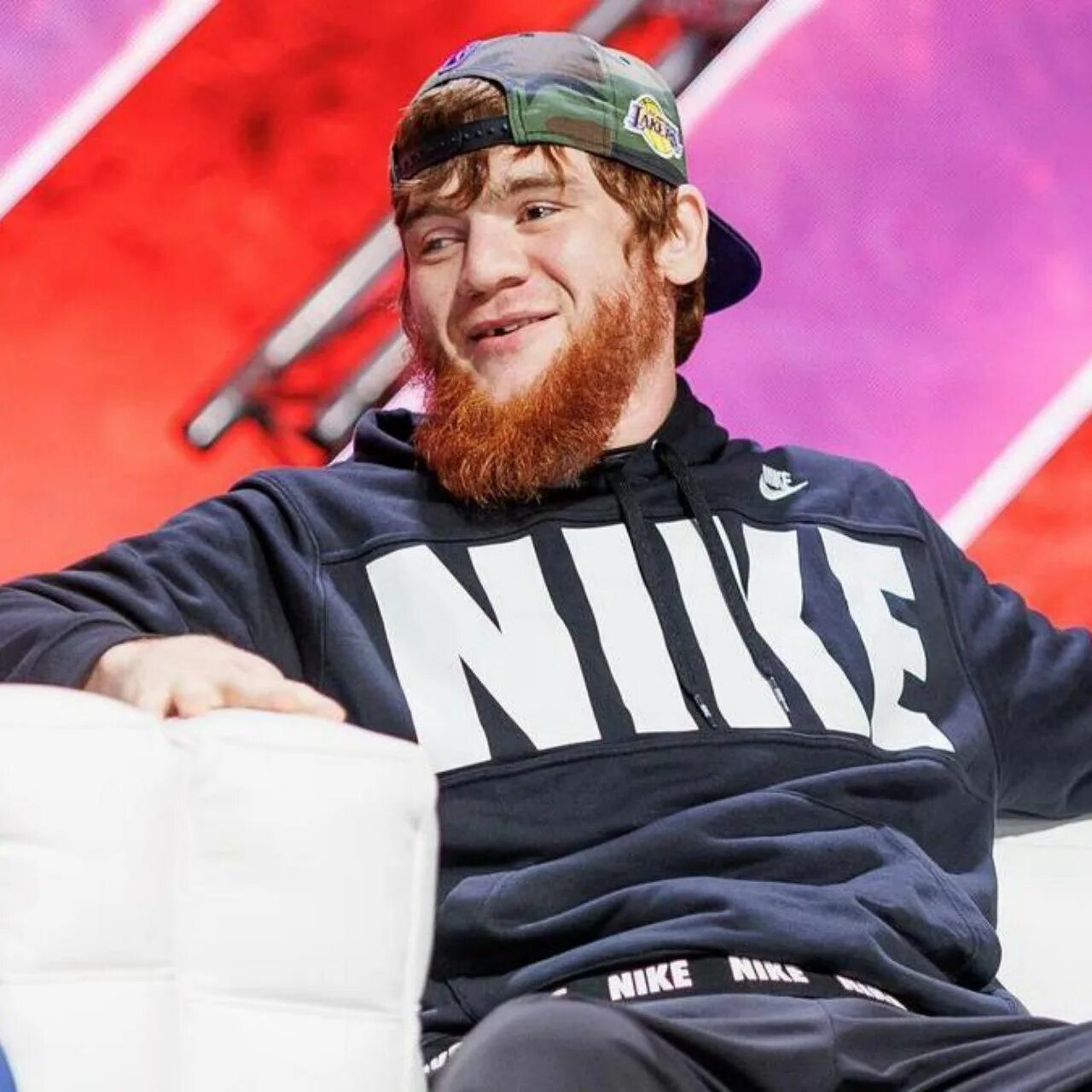 Шара булетт. Шарабутдин магомедов. Шарабутдин буллет. Шарапудин магомедов боец. Шара булетт.