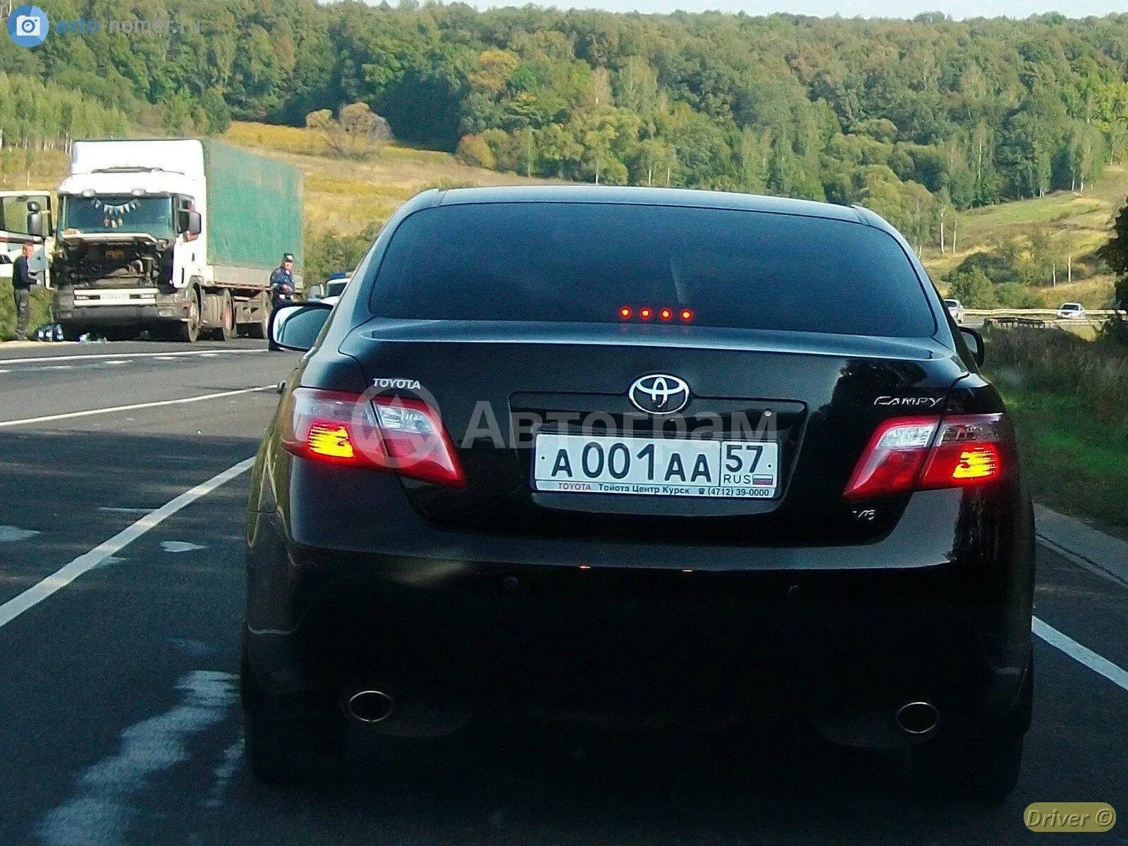 Тойота Камри гос номер 555. Тойота Камри с номерами 666. Toyota Camry ГРЗ 555. Камри 40 квадратный госномер.