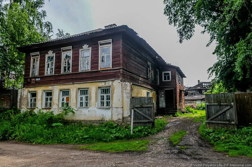 Русский старый городок. Торжок разруха. Торжок город. Городок Торжок. Торжок улицы.