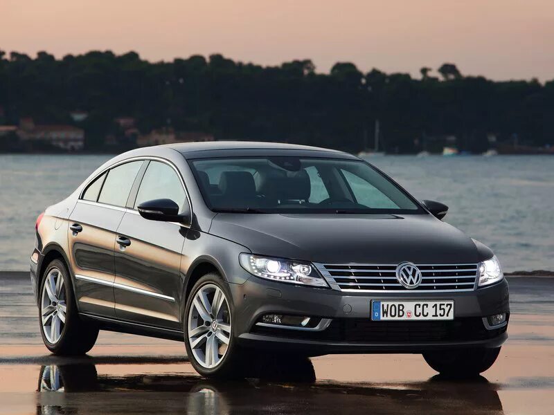 Vw passat b7 седан. Машина вольцваген. Passat b7 2015. E golf 2015. Volkswagen golf electric.