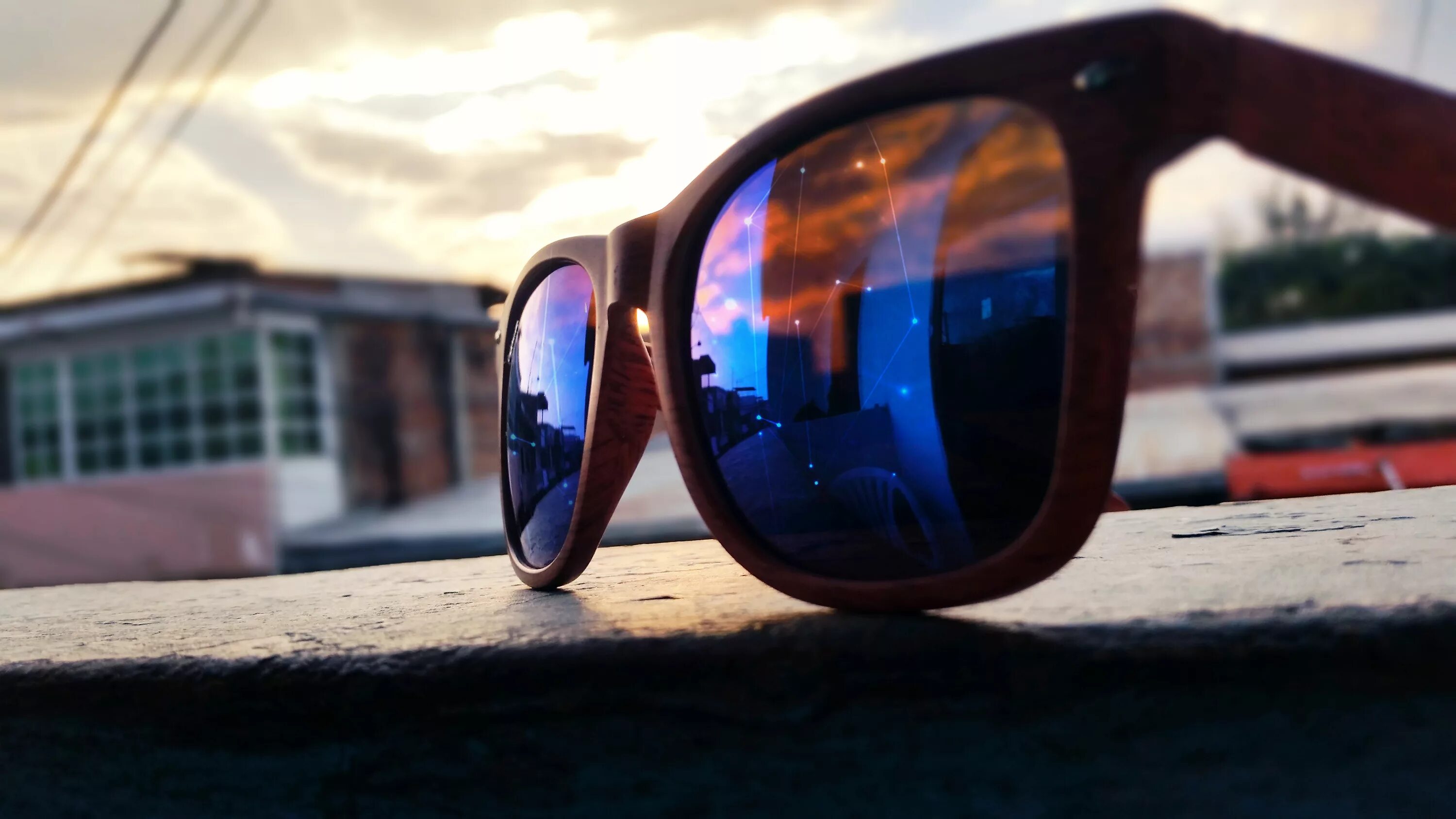 Your sunglasses. Отражение в очках. Крутые солнцезащитные очки. Красивое отражение в очках. Солнцезащитные очки на природе.