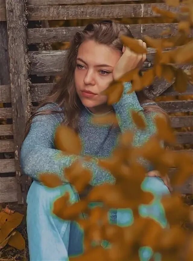 Совсем глухая. Совсем глухая