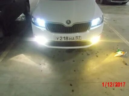 Лампочки в фары шкода рапид